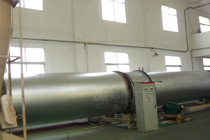 植物蛋白飼料烘干機(jī)適用于酒糟、醋糟、醬油糟、豆渣、粉渣、甜菜渣等糟渣下腳料工業(yè)飼料化加工利用，可以有效改善飼料儲裝運(yùn)性能。