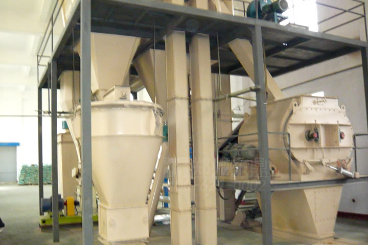 植物蛋白飼料烘干機(jī)適用于酒糟、醋糟、醬油糟、豆渣、粉渣、甜菜渣等糟渣下腳料工業(yè)飼料化加工利用，可以有效改善飼料儲裝運(yùn)性能。