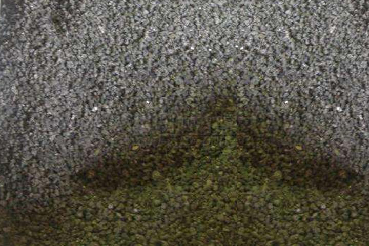 東鼎礦渣烘干機生產線可用于烘干水渣鋼渣、粉煤灰、電石渣、脫硫石膏、粘土、河沙、石英沙等礦渣物料。該系統采用新型三層烘干工藝，全套烘干設備設計合理，制作精良，性能穩